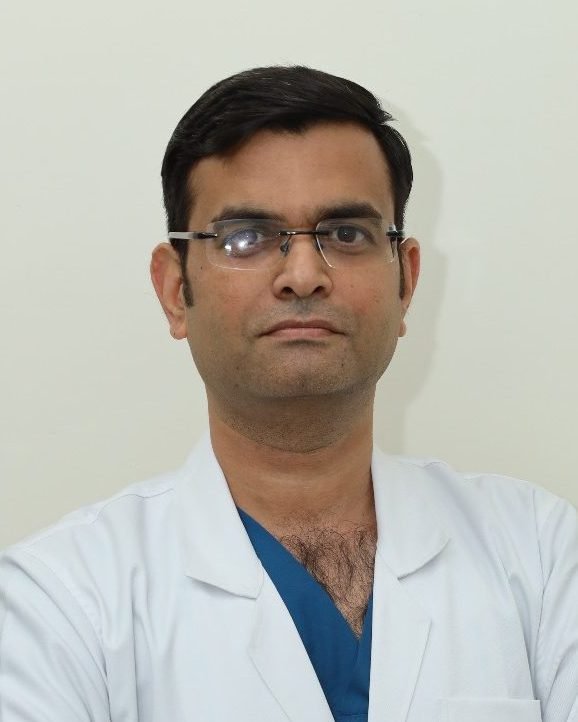 dr-suresh-yadav